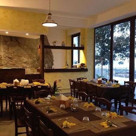 Locanda Del Drago Монреале Экстерьер фото